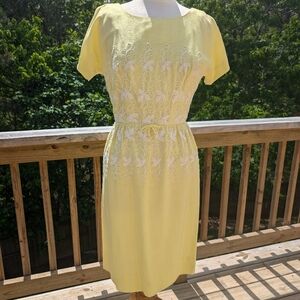 Vintage Leslie Fay Butter Yellow Dress 1950s Embroidered cottagecore coquette